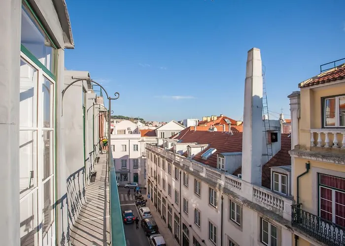 White Tiles In Center